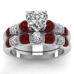 Statement Fashion Set Ring With Heart Shaped Diamonds
