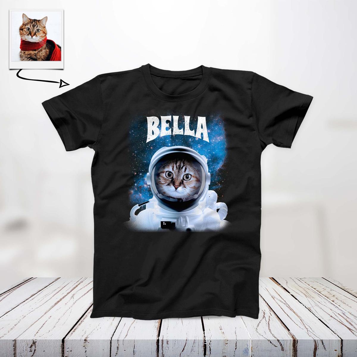 Astronaut Cat In Space T-shirt Main image