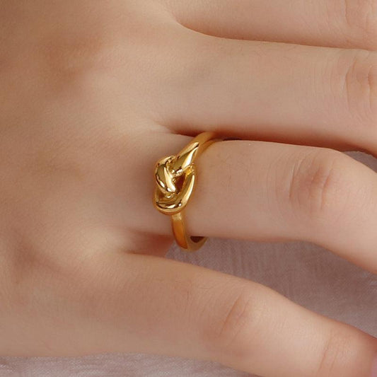 Truelove Knot Geometric Titanium Steel Ring